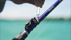 FinMan Gold Line Snipper/Hook Keeper